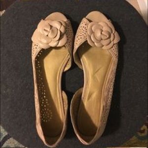 ISO Seychelles/Anthropologie Peep Toe Flats